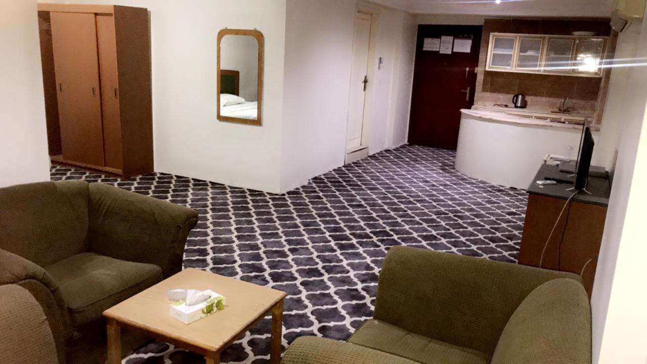 Al Aziziyah Hotel And Suites 카미스무샤야트 외부 사진