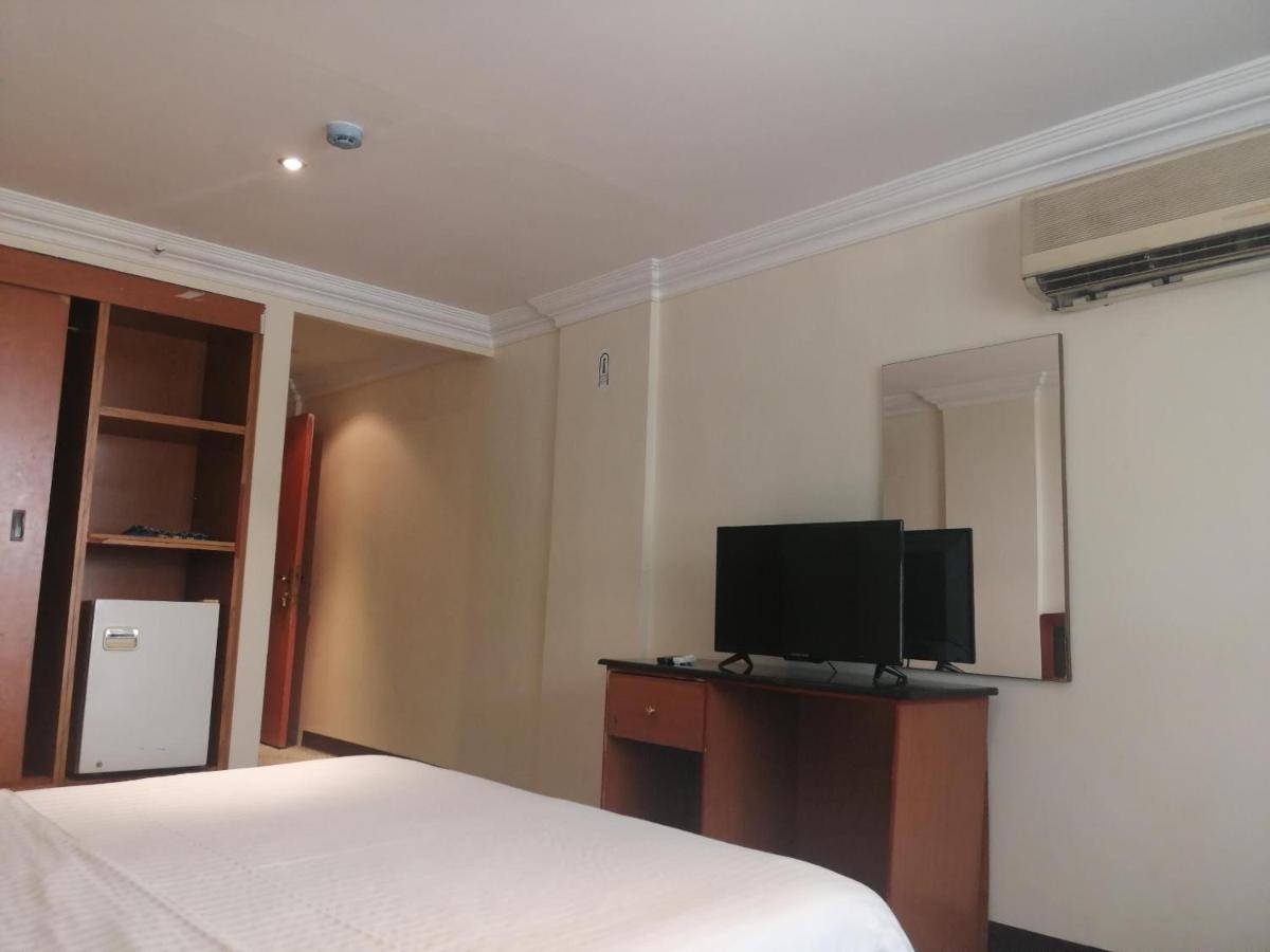 Al Aziziyah Hotel And Suites 카미스무샤야트 외부 사진