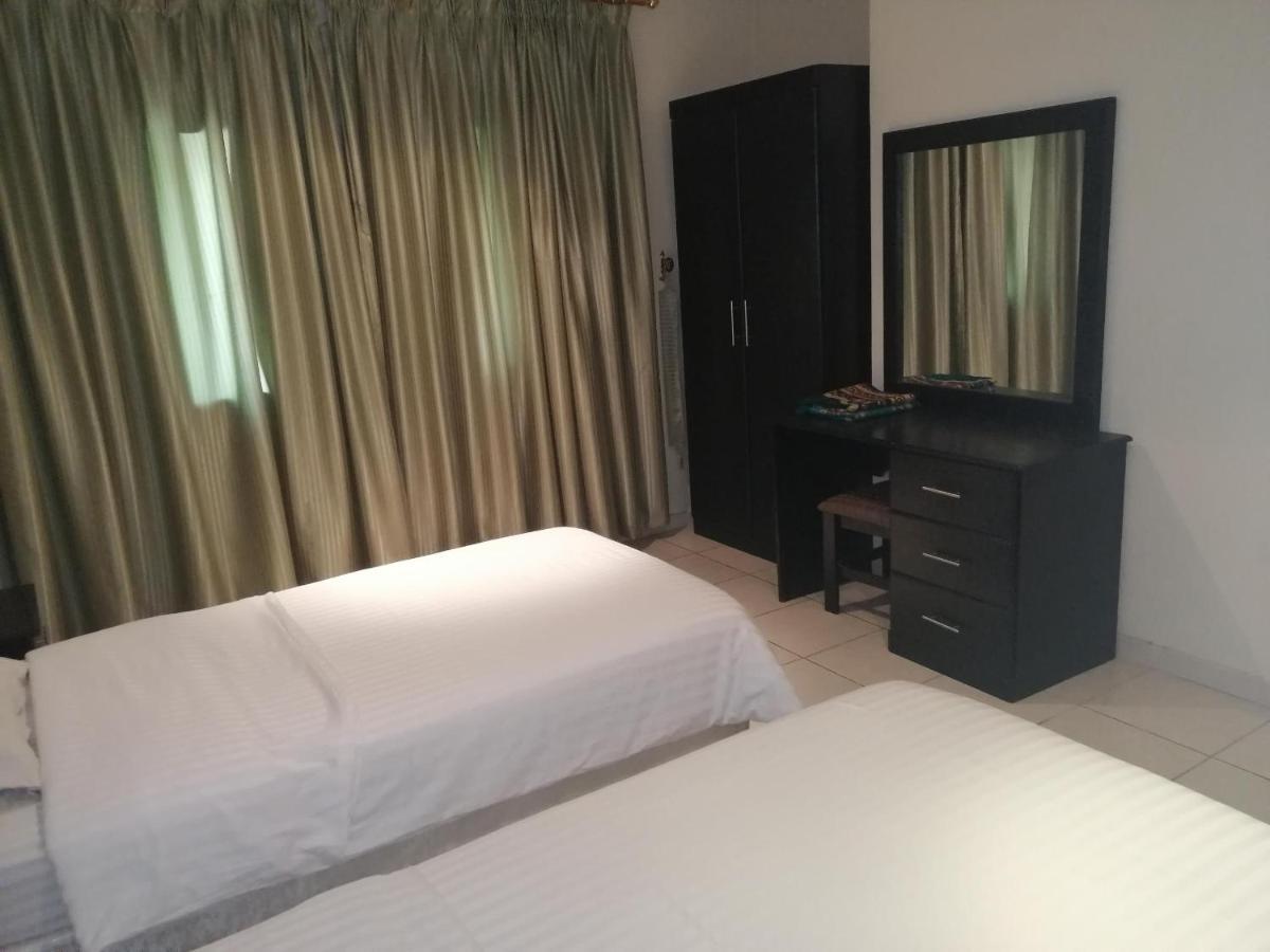 Al Aziziyah Hotel And Suites 카미스무샤야트 외부 사진
