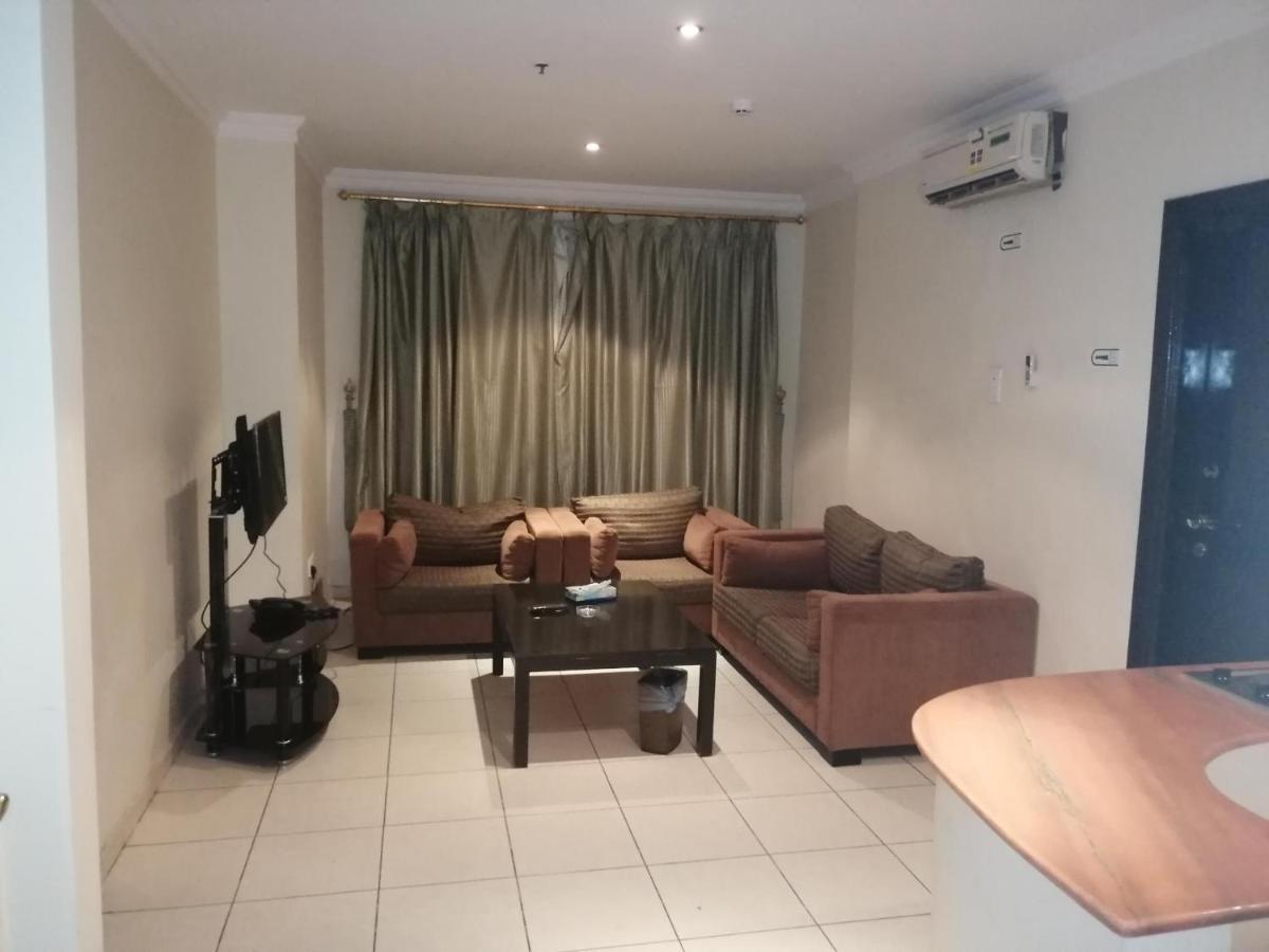 Al Aziziyah Hotel And Suites 카미스무샤야트 외부 사진